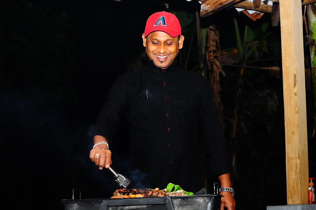 Sun Ceylon -Habarana Apartment Kibissa Homestay